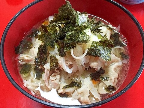 信州更科そばで、肉ねぎそば